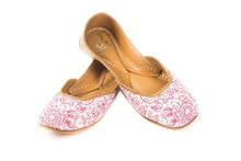 Load image into Gallery viewer, Women Secret Garden Fizzy Goblet Footwear